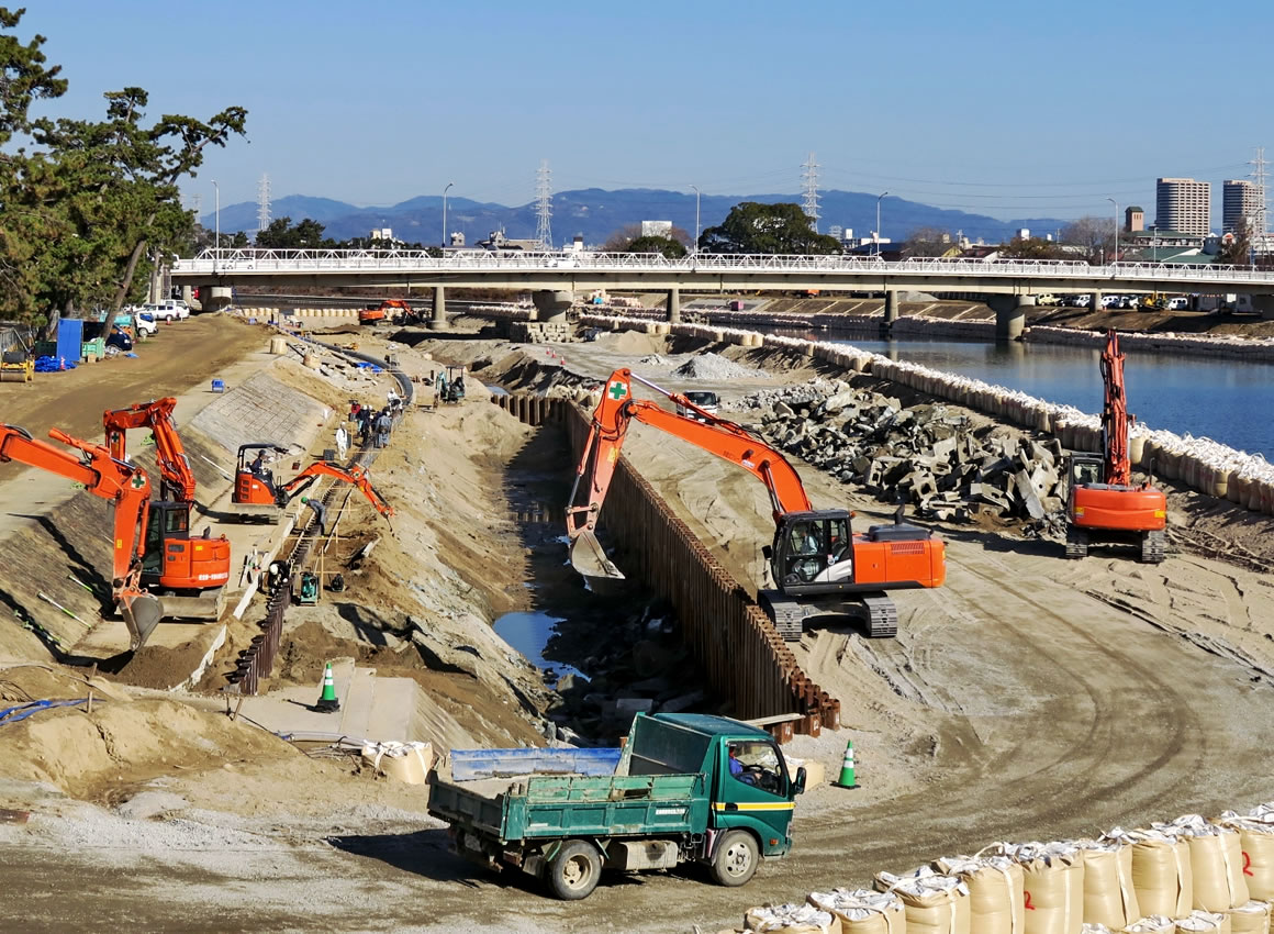 建築から土木まで、一貫した技術力で確かな品質の施工をご提供します。